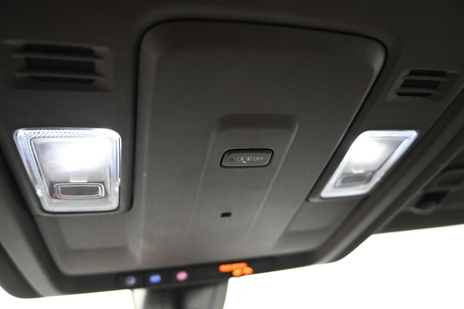 2022 Chevrolet Suburban LS