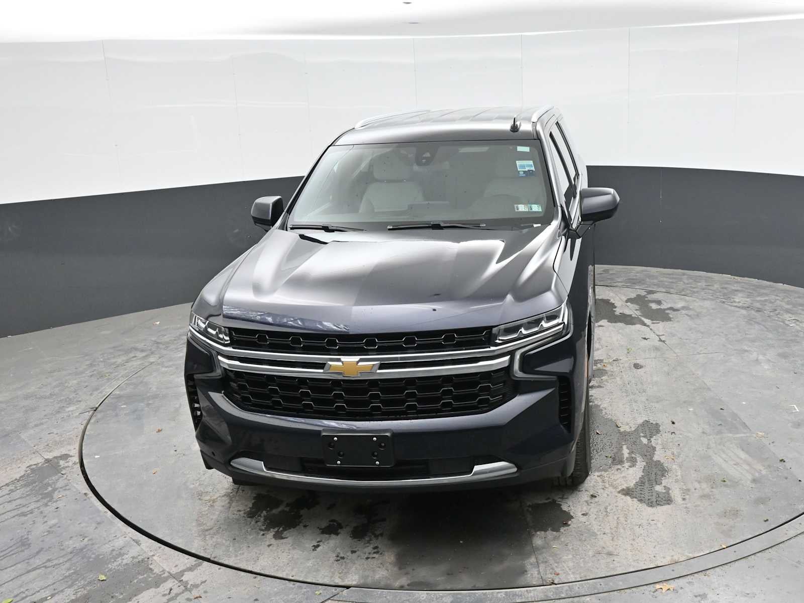 2022 Chevrolet Suburban LS