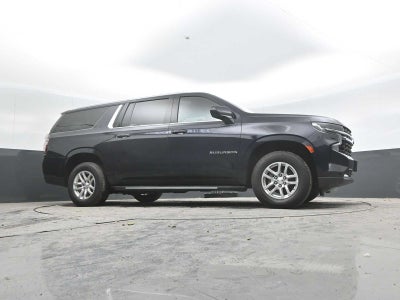 2022 Chevrolet Suburban LS