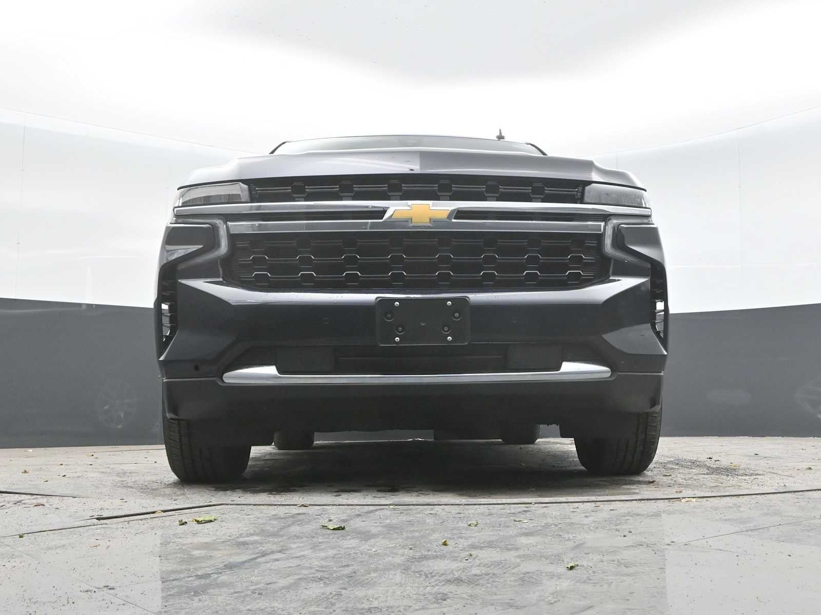 2022 Chevrolet Suburban LS