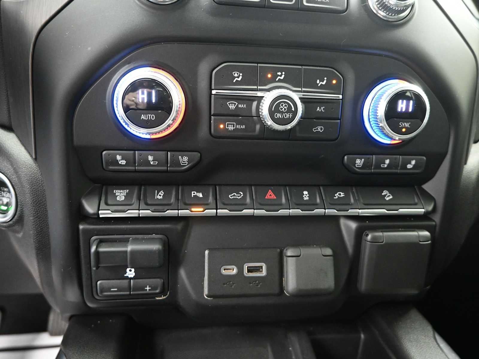 2023 GMC Sierra 2500 HD Denali