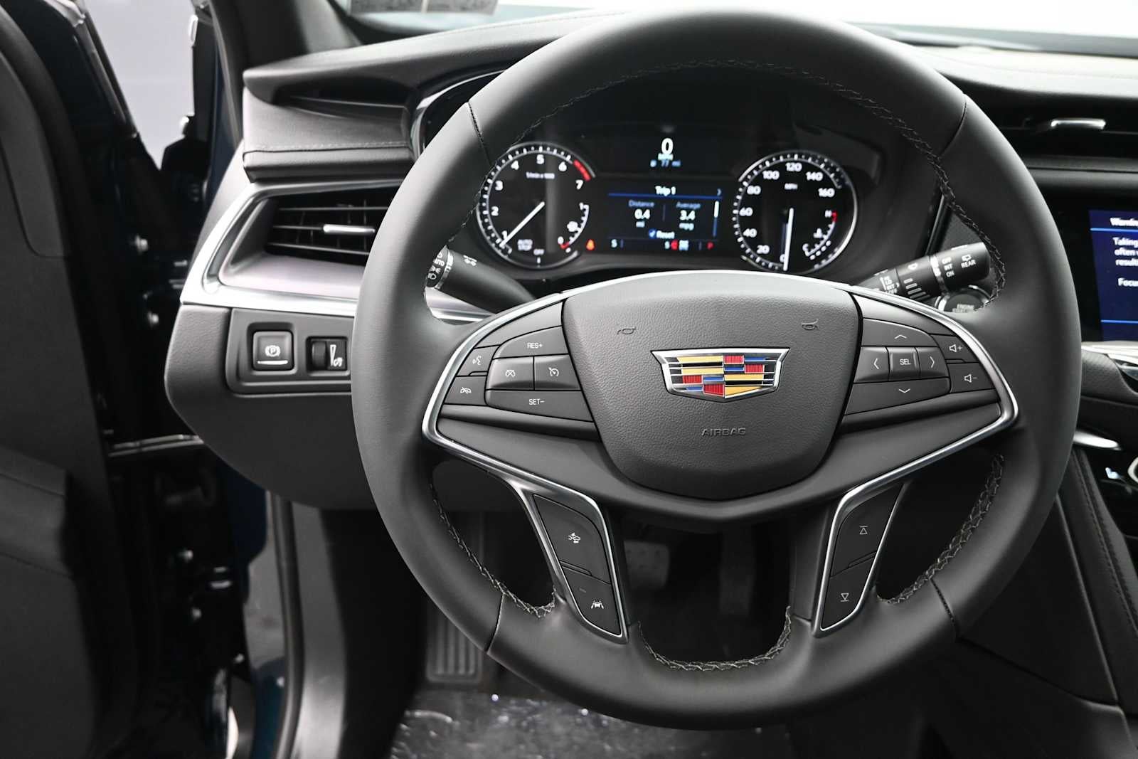 2026 Cadillac XT5 Luxury