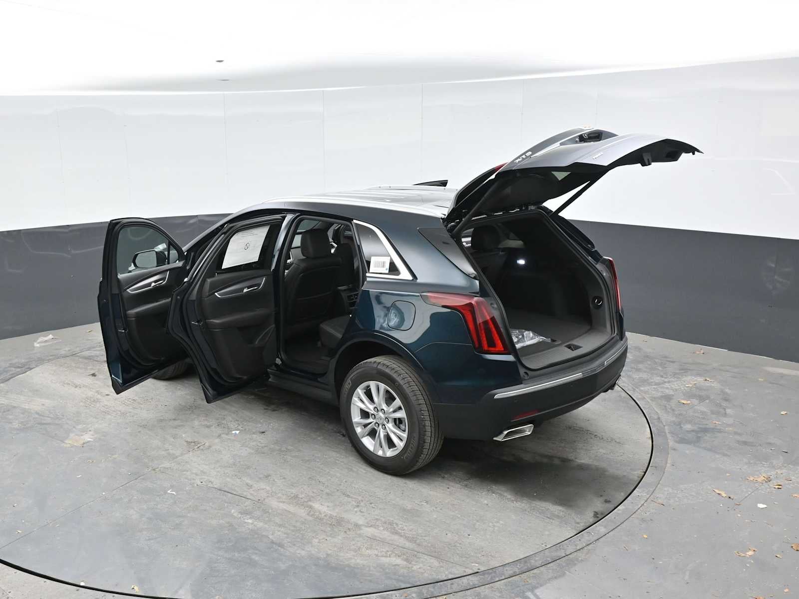 2026 Cadillac XT5 Luxury
