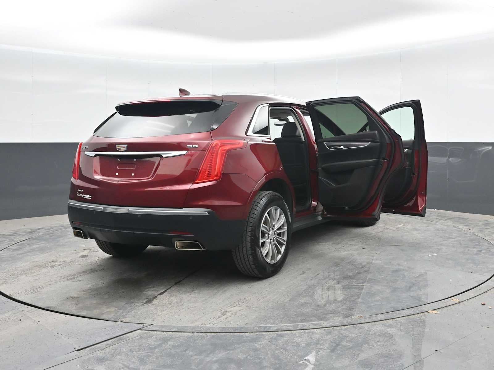 2017 Cadillac XT5 Luxury AWD