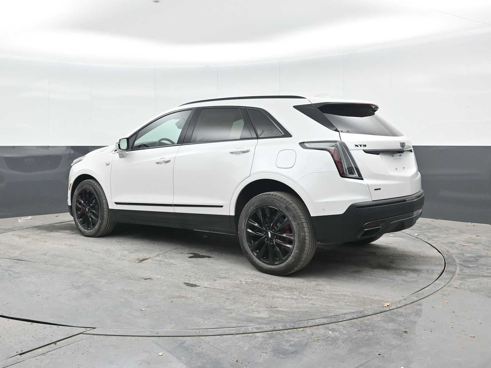 2026 Cadillac XT5 Sport