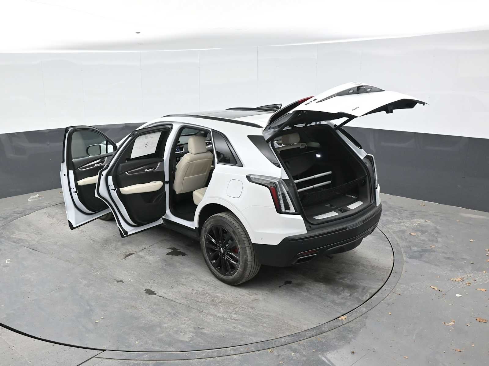 2026 Cadillac XT5 Sport