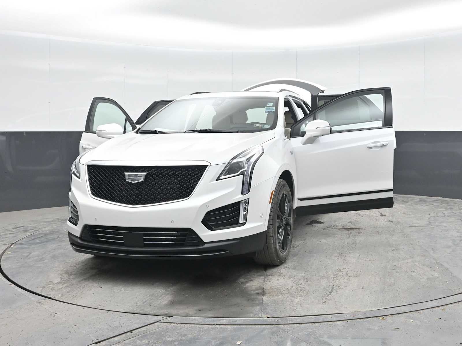 2026 Cadillac XT5 Sport