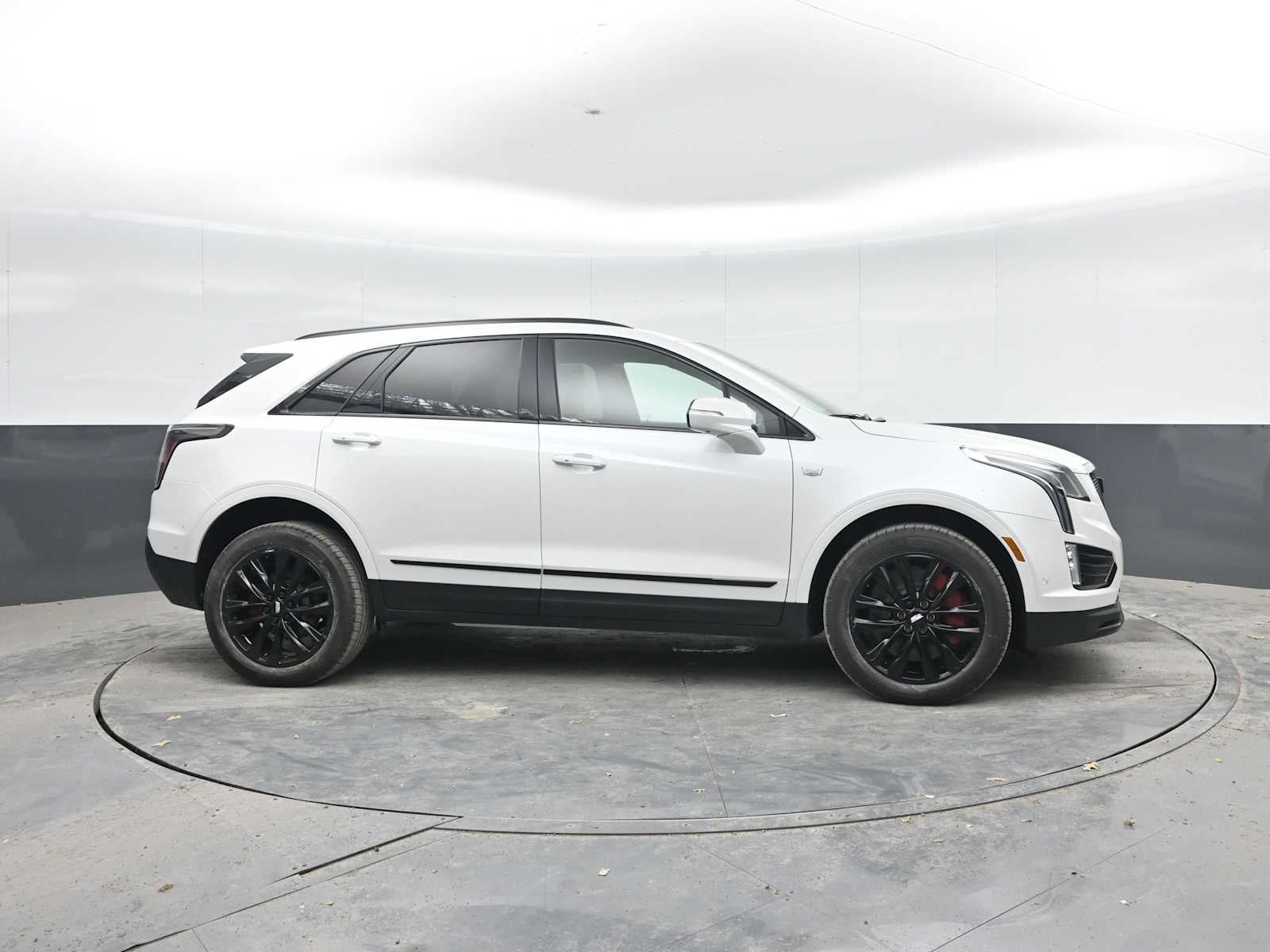 2026 Cadillac XT5 Sport