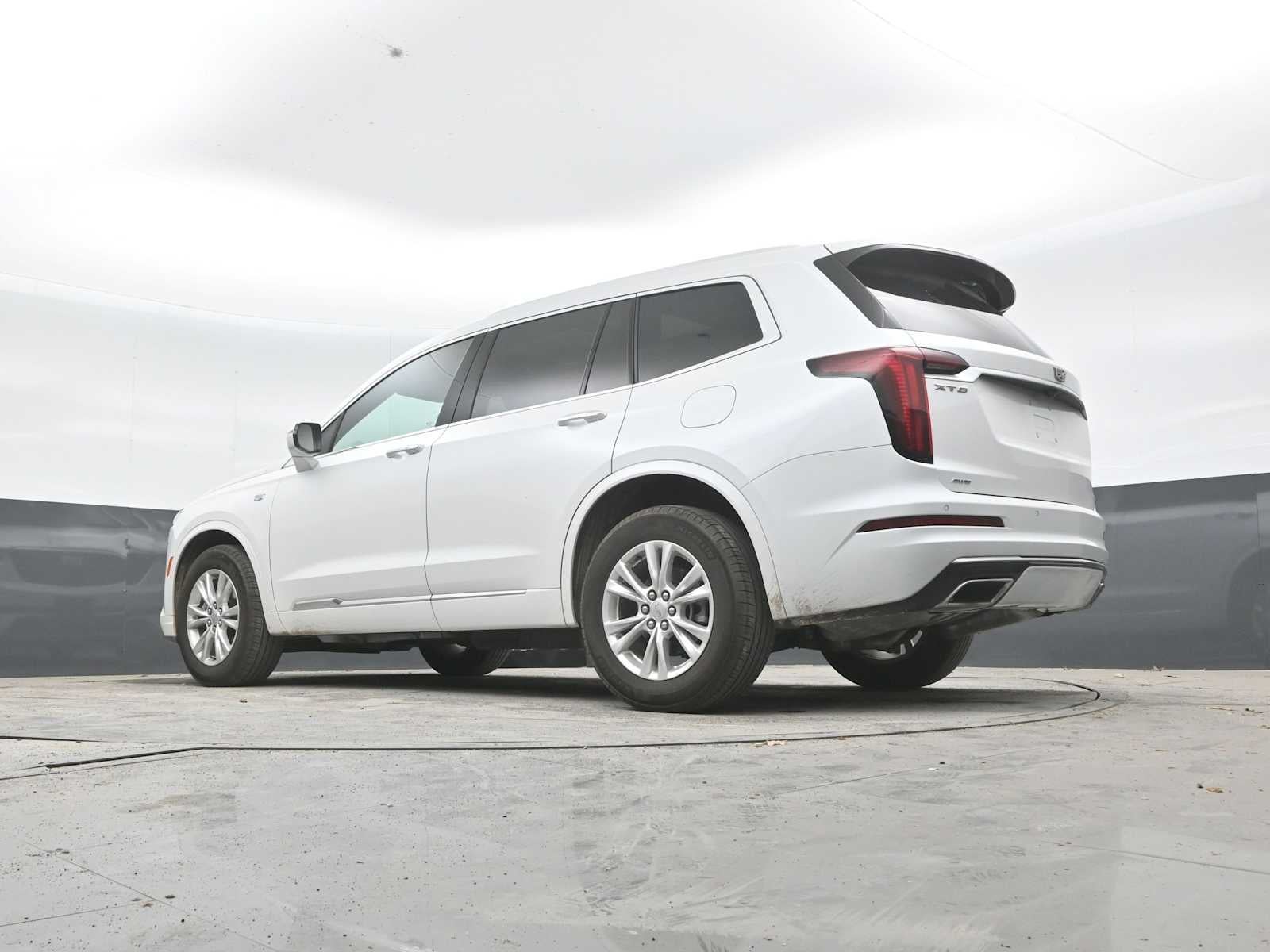2024 Cadillac XT6 Luxury