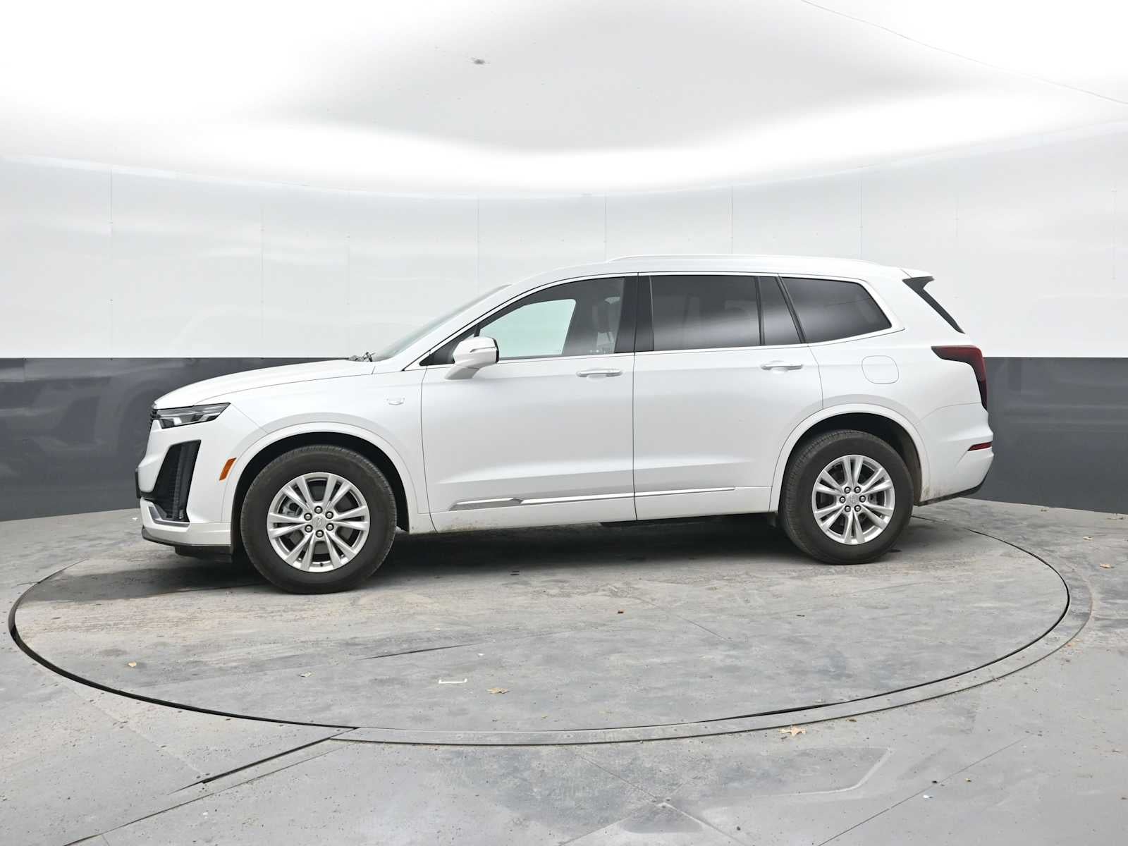 2024 Cadillac XT6 Luxury