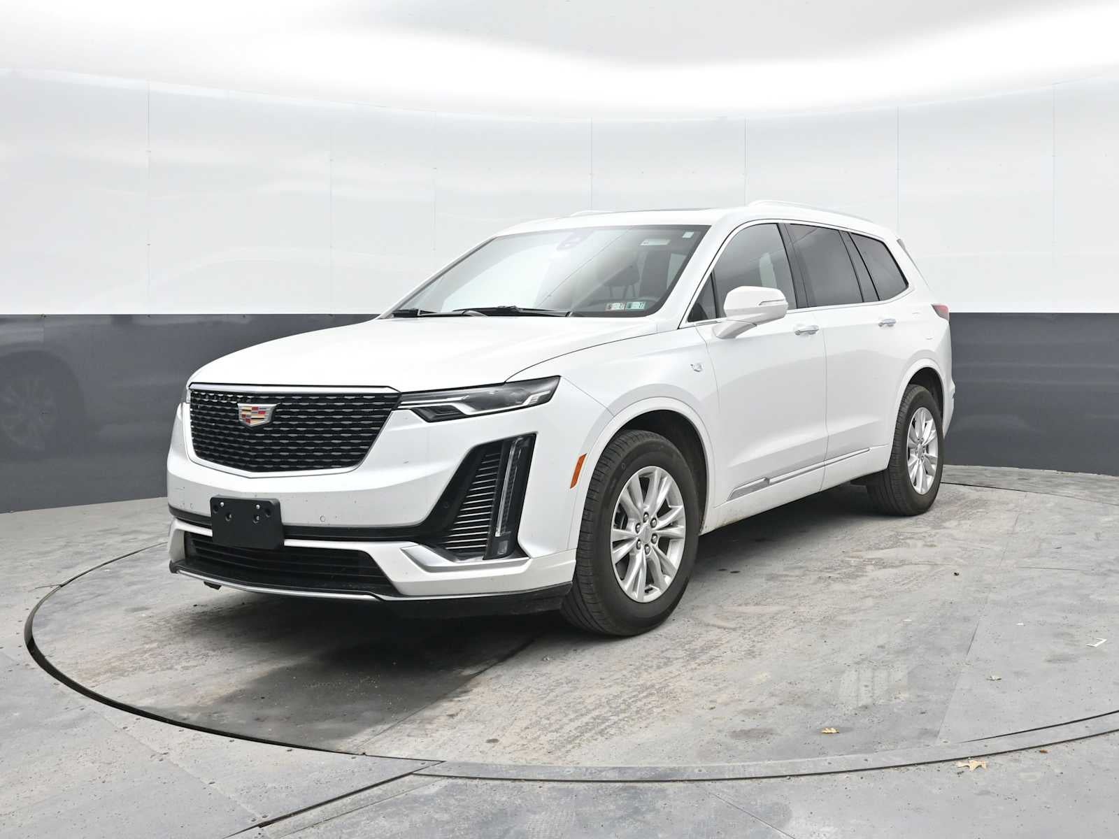 2024 Cadillac XT6 Luxury