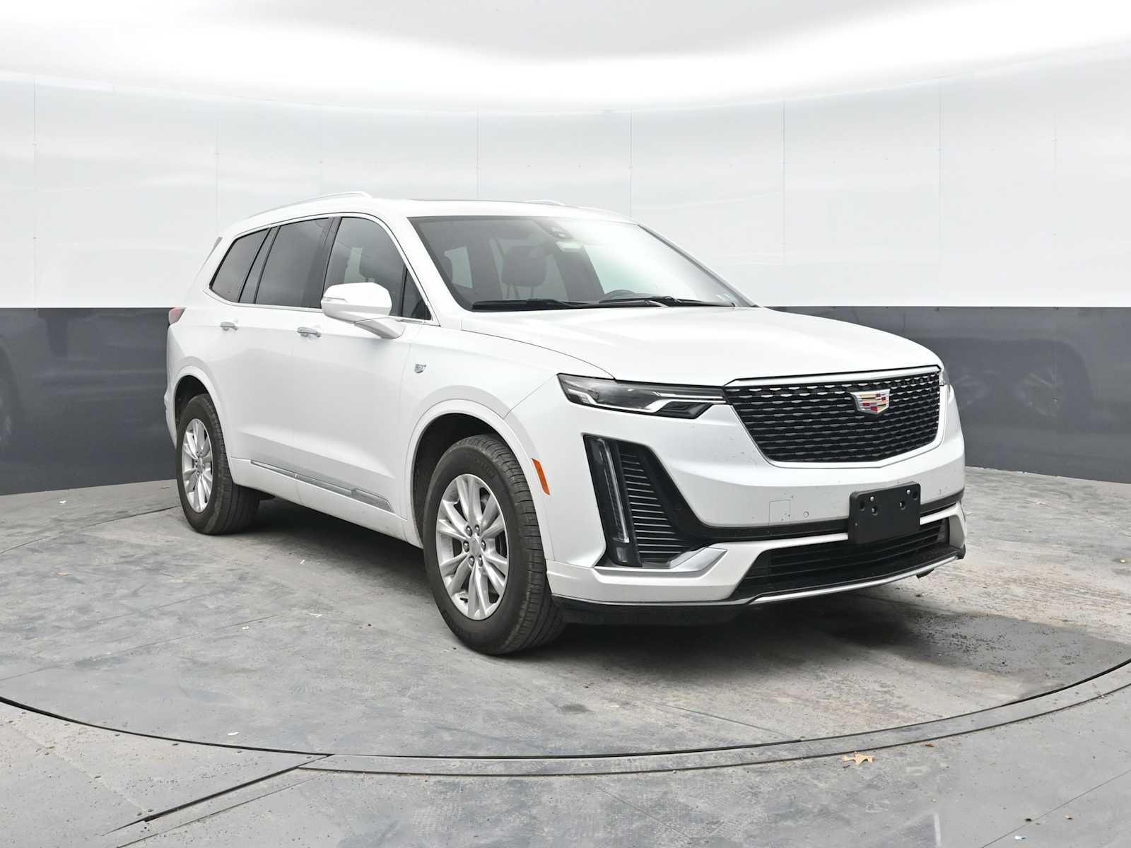 2024 Cadillac XT6 Luxury