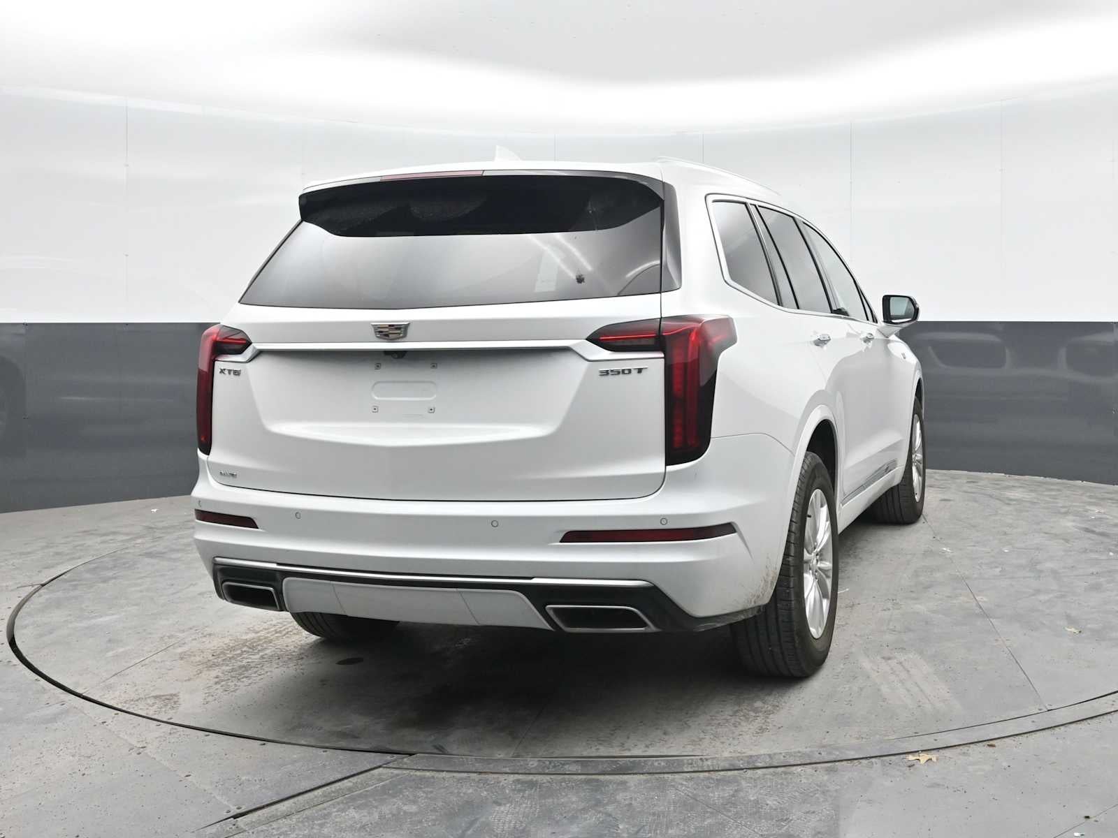 2024 Cadillac XT6 Luxury