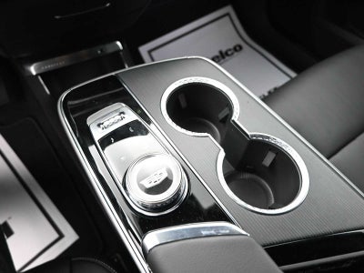 2025 Cadillac LYRIQ Luxury 1