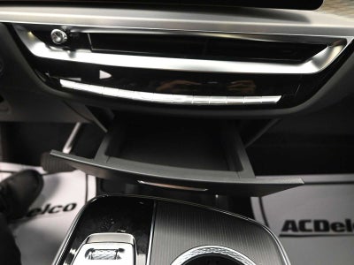 2025 Cadillac LYRIQ Luxury 1