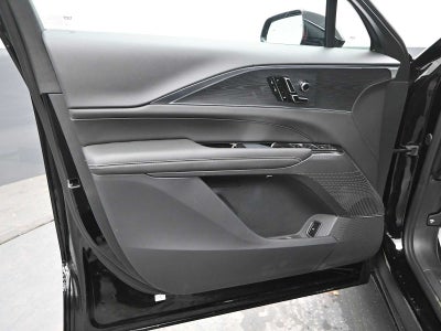 2025 Cadillac LYRIQ Luxury 1