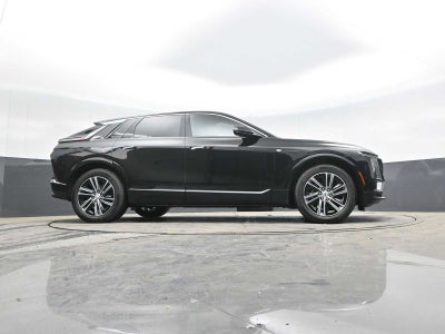 2025 Cadillac LYRIQ Luxury 1