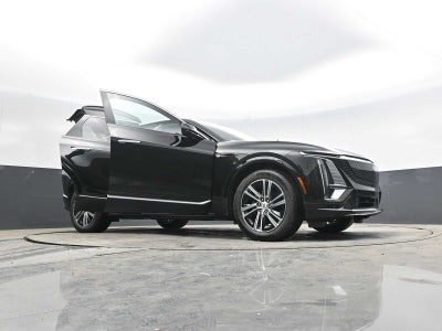 2025 Cadillac LYRIQ Luxury 1