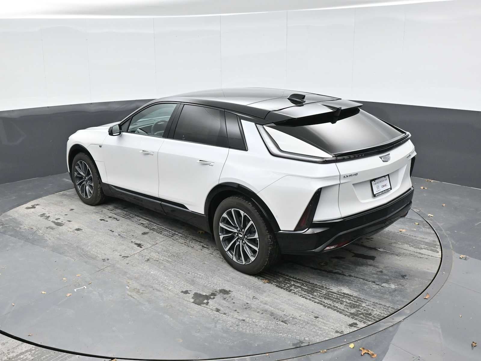 2025 Cadillac LYRIQ Sport 1