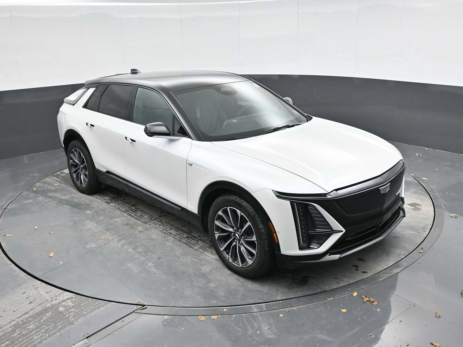 2025 Cadillac LYRIQ Sport 1