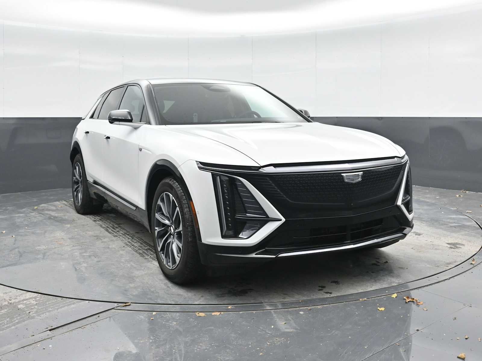 2025 Cadillac LYRIQ Sport 1