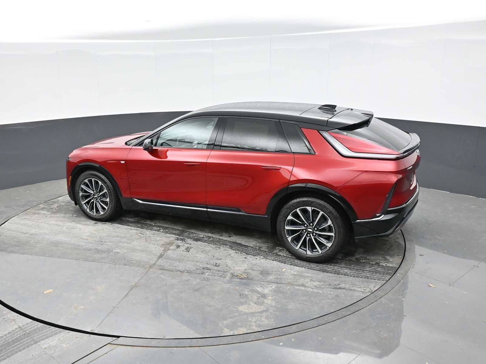 2025 Cadillac LYRIQ Sport 1