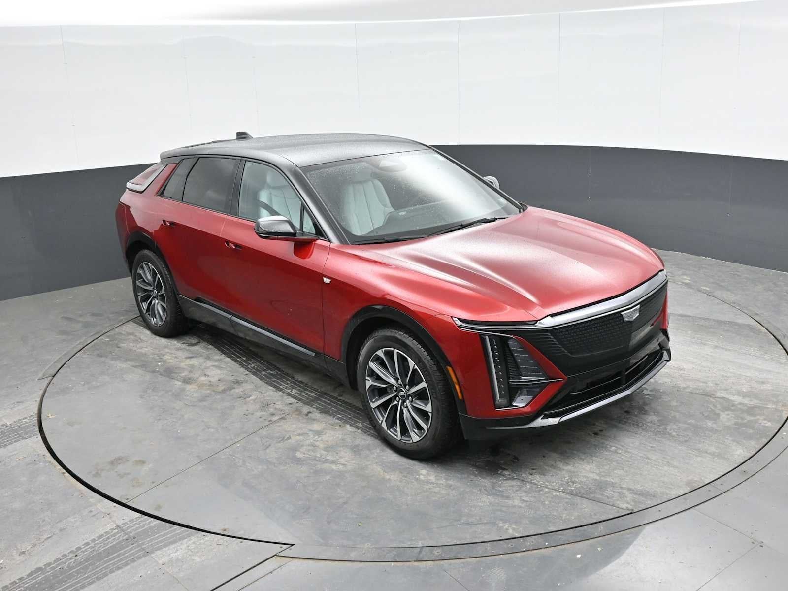 2025 Cadillac LYRIQ Sport 1