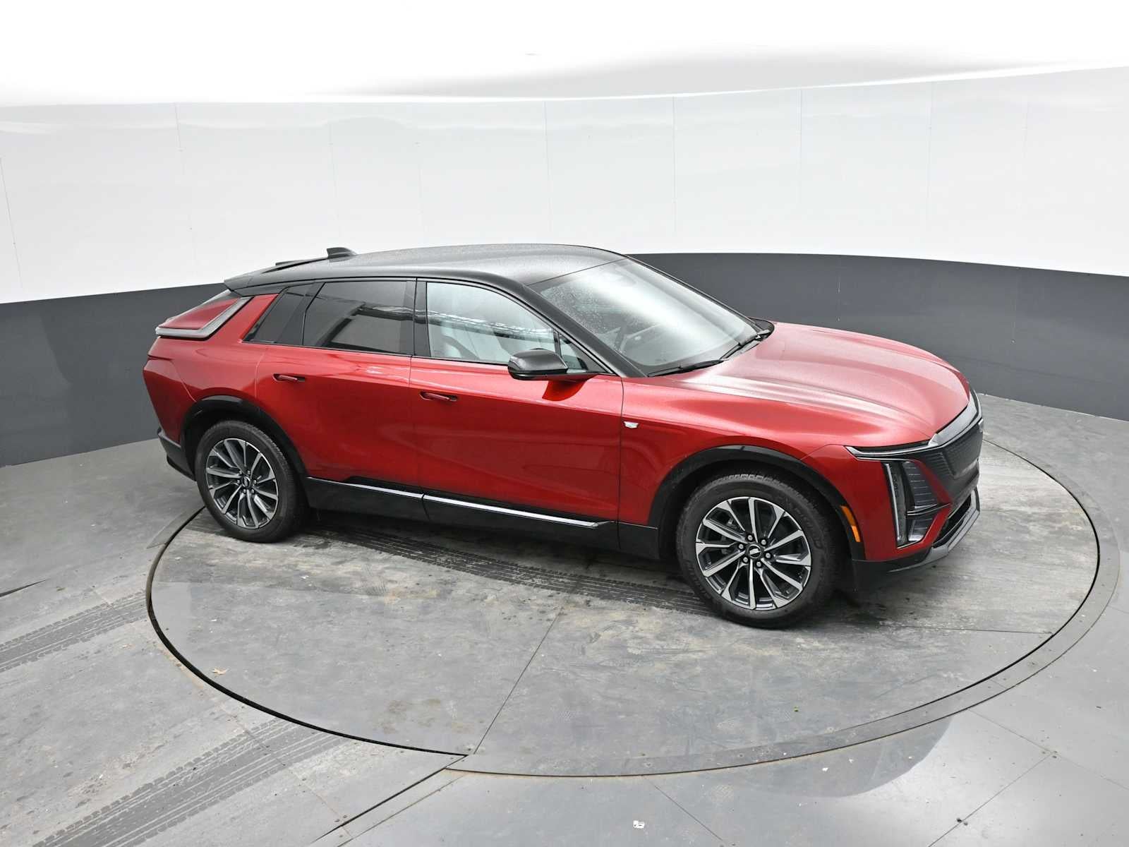 2025 Cadillac LYRIQ Sport 1