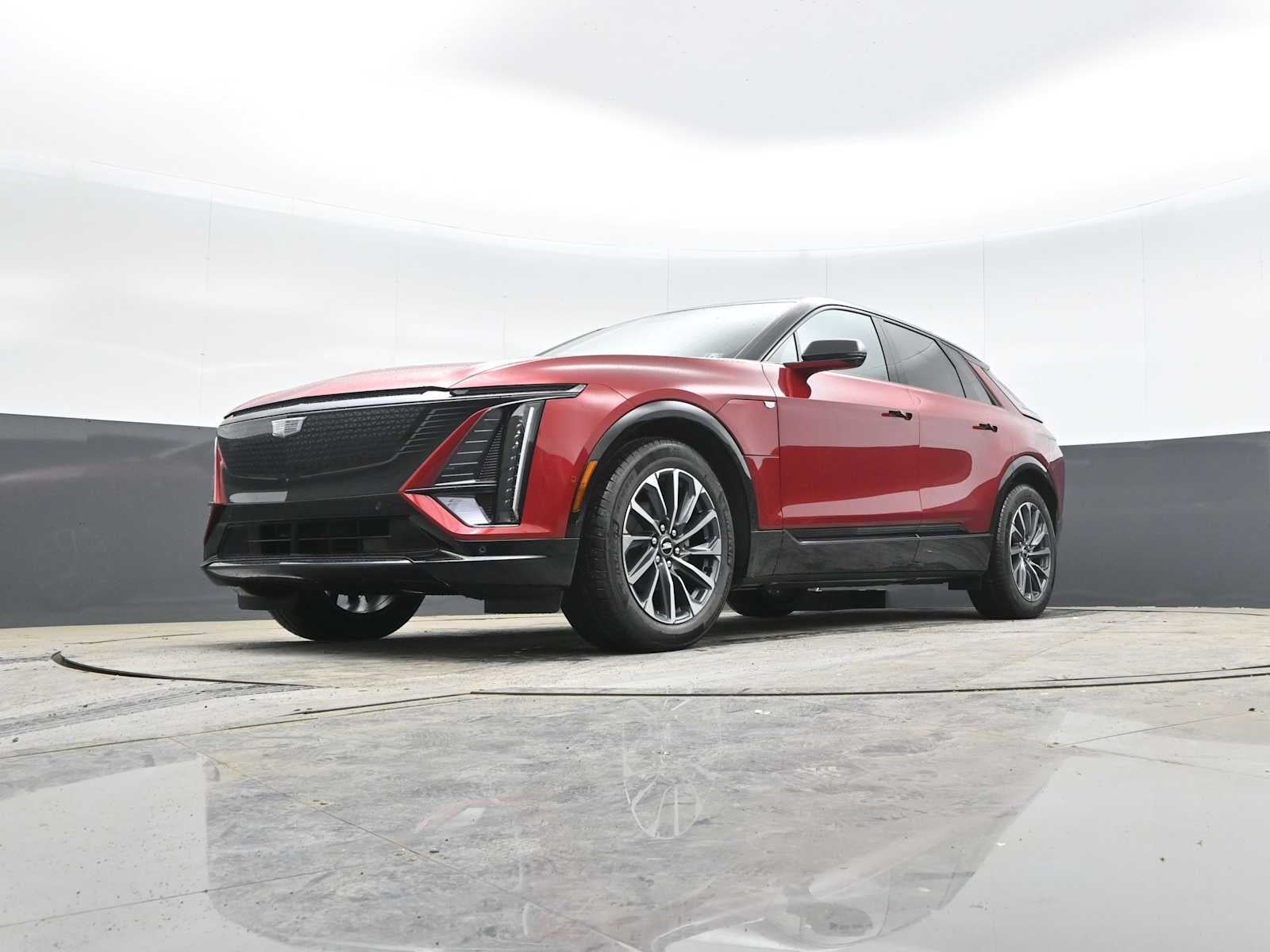 2025 Cadillac LYRIQ Sport 1