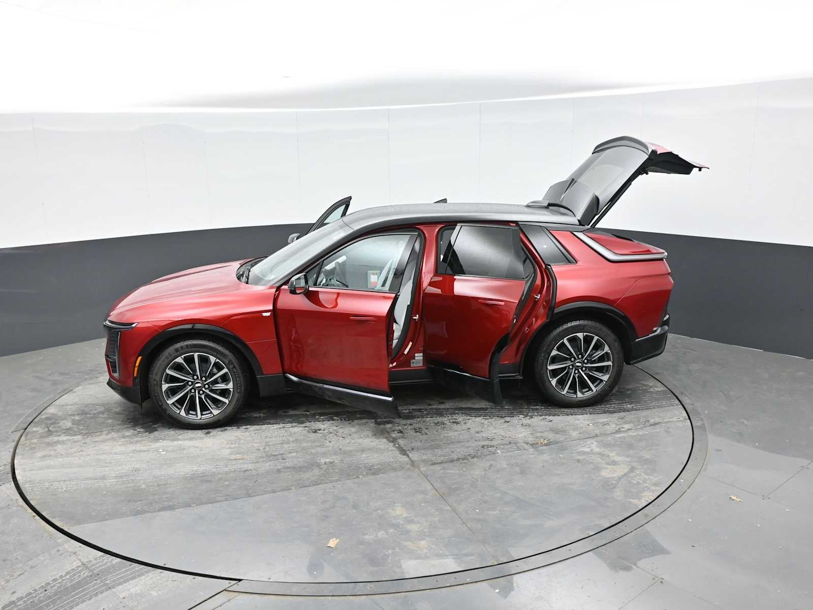 2025 Cadillac LYRIQ Sport 1