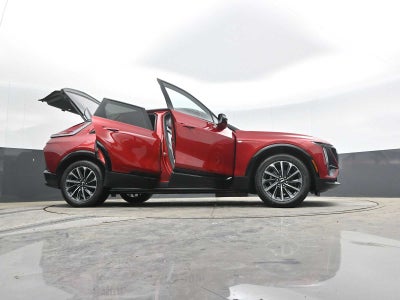 2025 Cadillac LYRIQ Sport 1