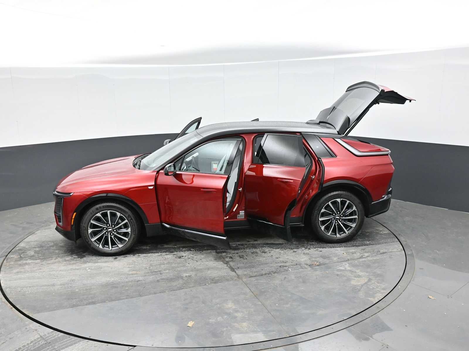 2025 Cadillac LYRIQ Sport 1