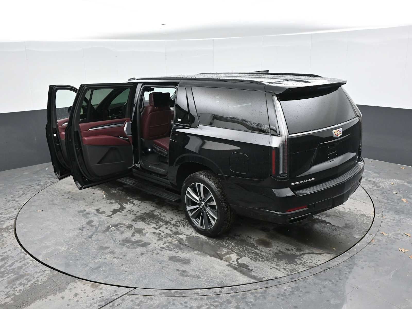 2026 Cadillac Escalade ESV Sport