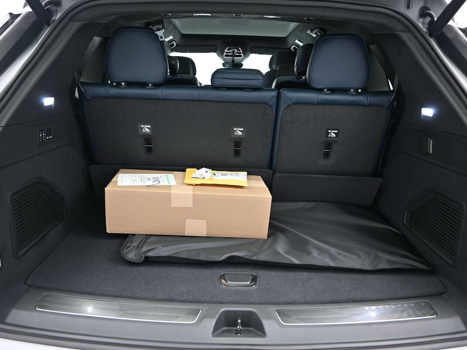 2025 Cadillac ESCALADE IQ Luxury 2