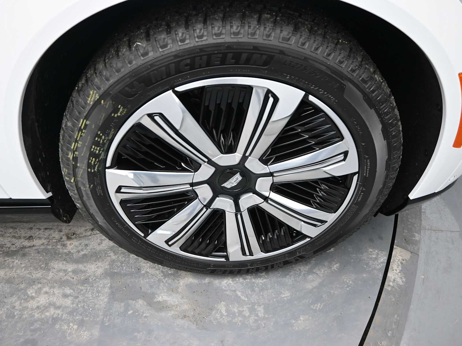 2025 Cadillac ESCALADE IQ Luxury 2