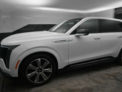 2025 Cadillac ESCALADE IQ Luxury 2