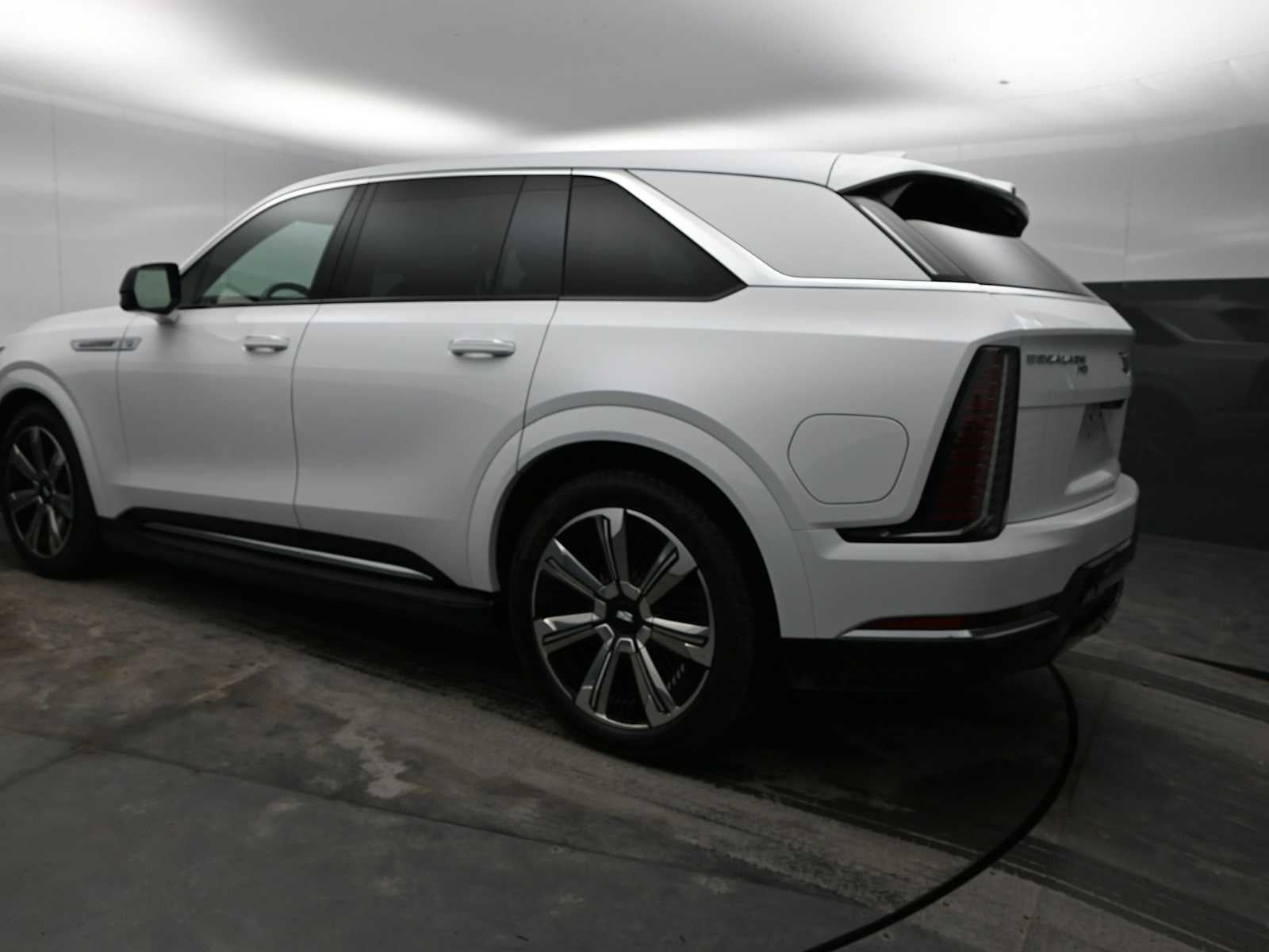 2025 Cadillac ESCALADE IQ Luxury 2