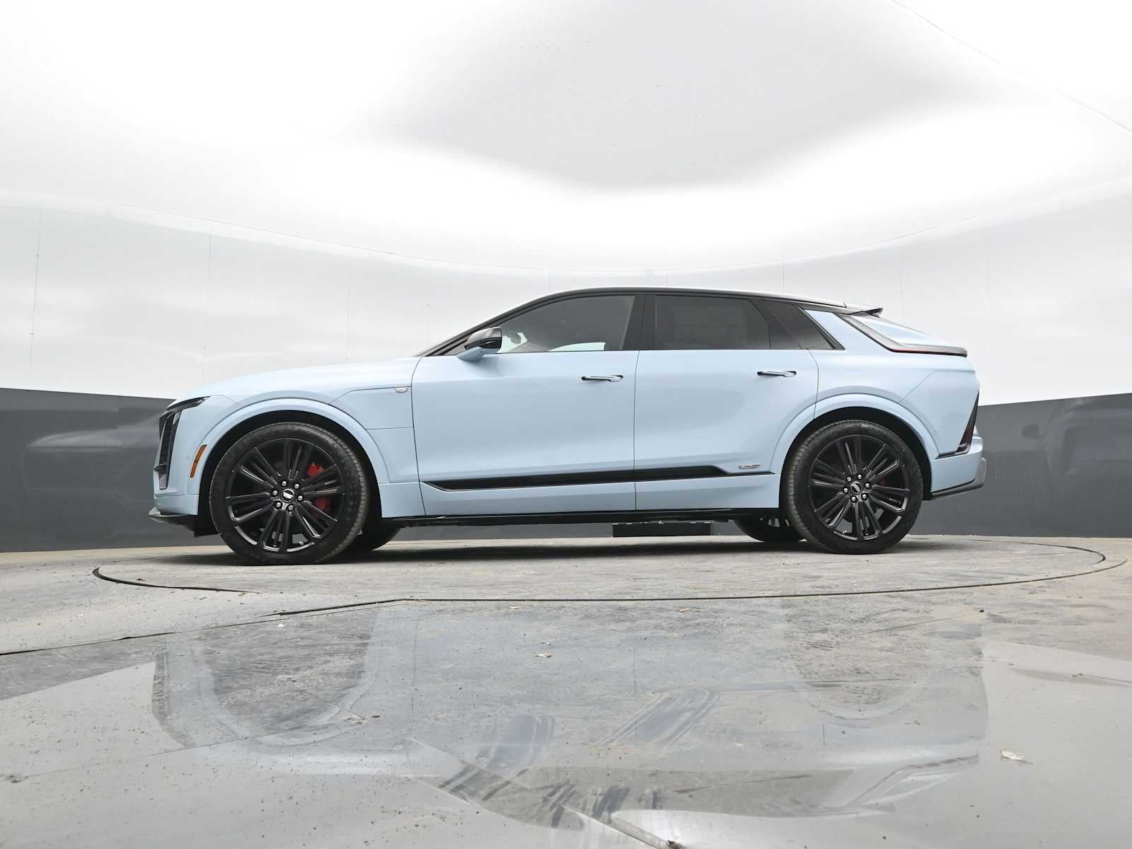 2026 Cadillac LYRIQ V-Series