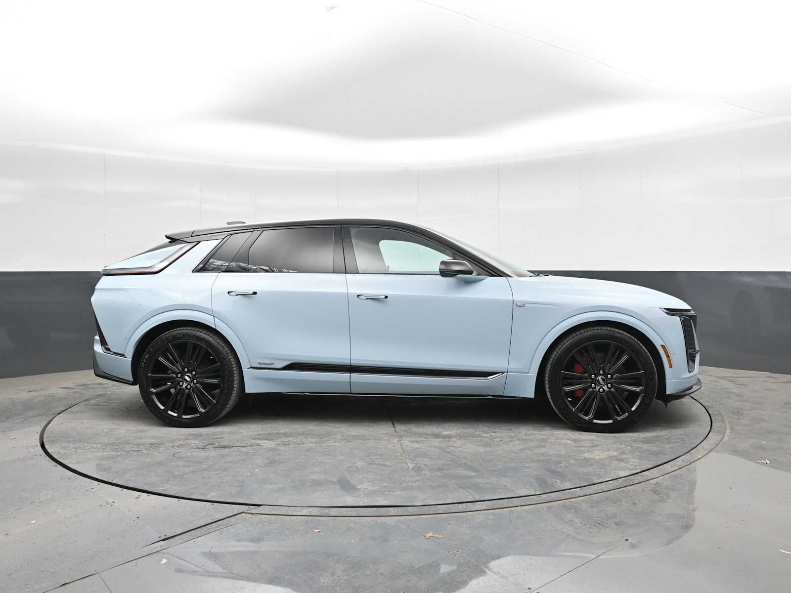 2026 Cadillac LYRIQ V-Series