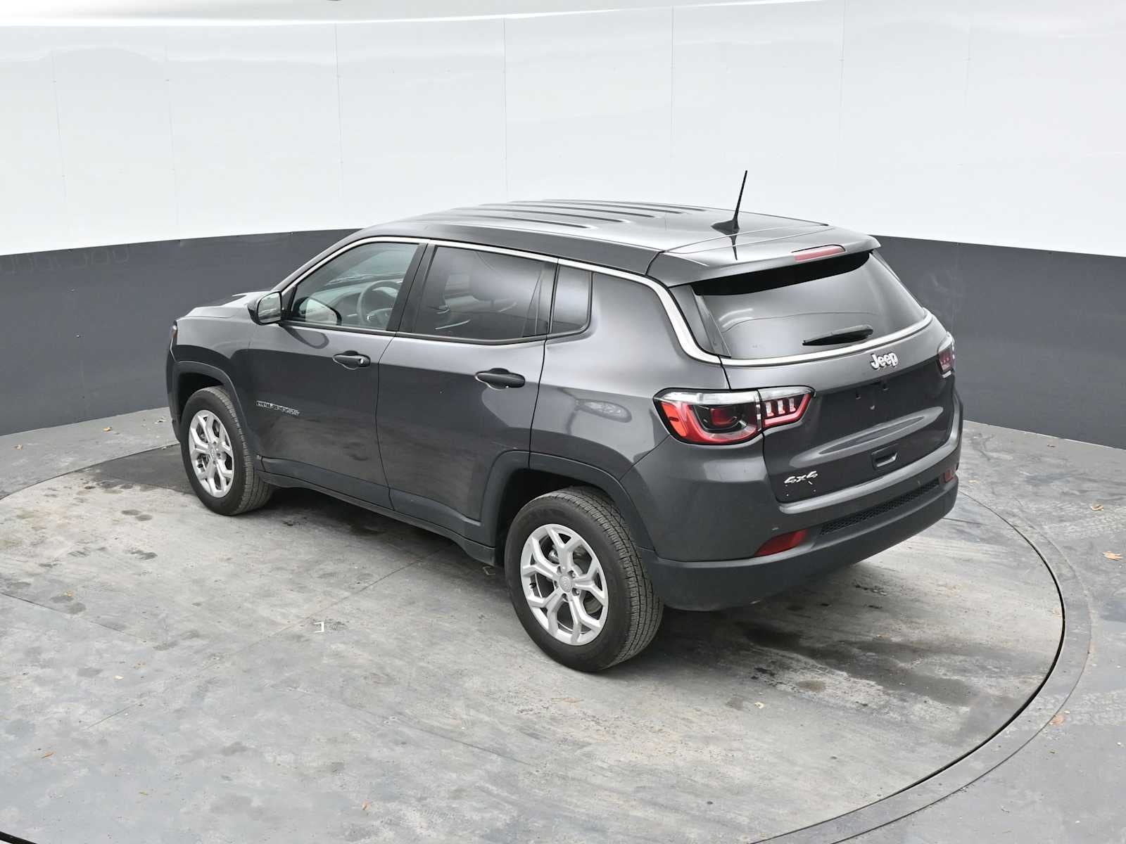 2024 Jeep Compass Sport