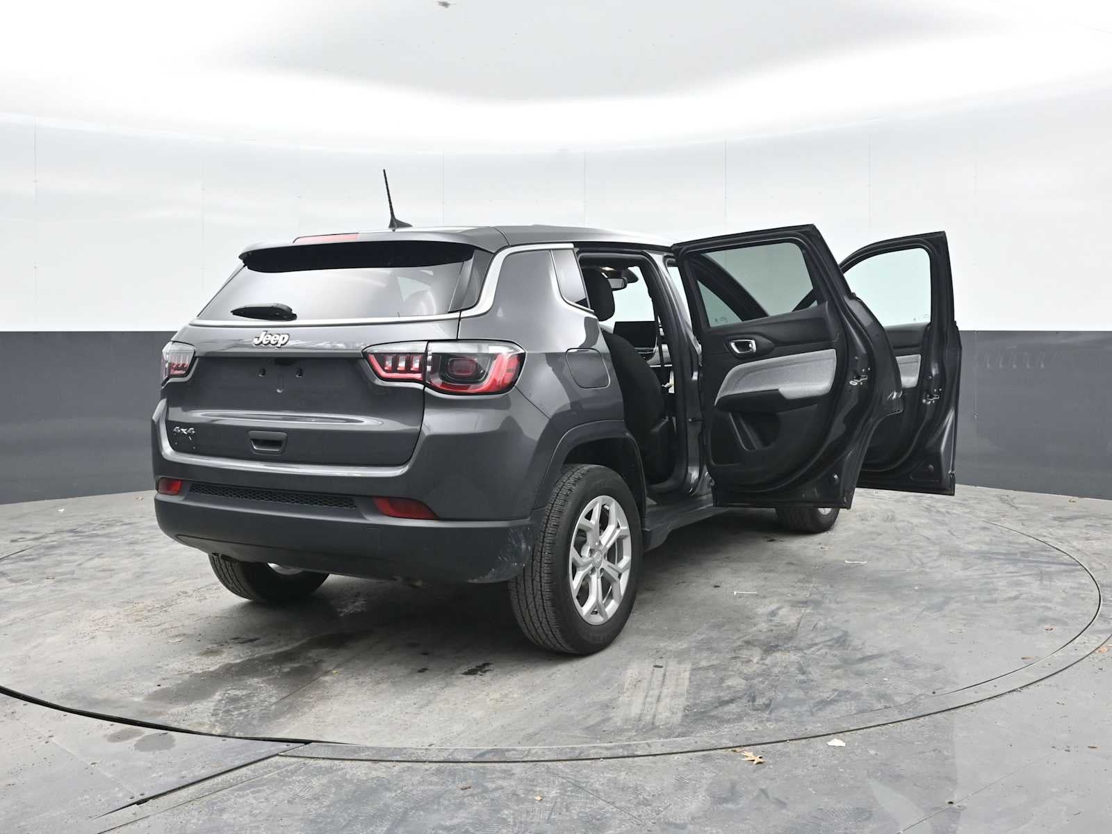 2024 Jeep Compass Sport