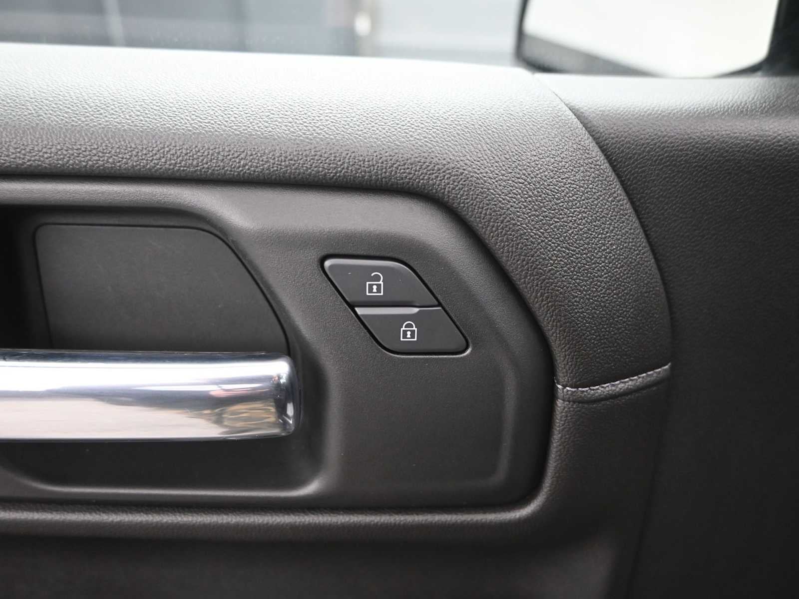 2022 Chevrolet Silverado 1500 LTD LT (2FL)