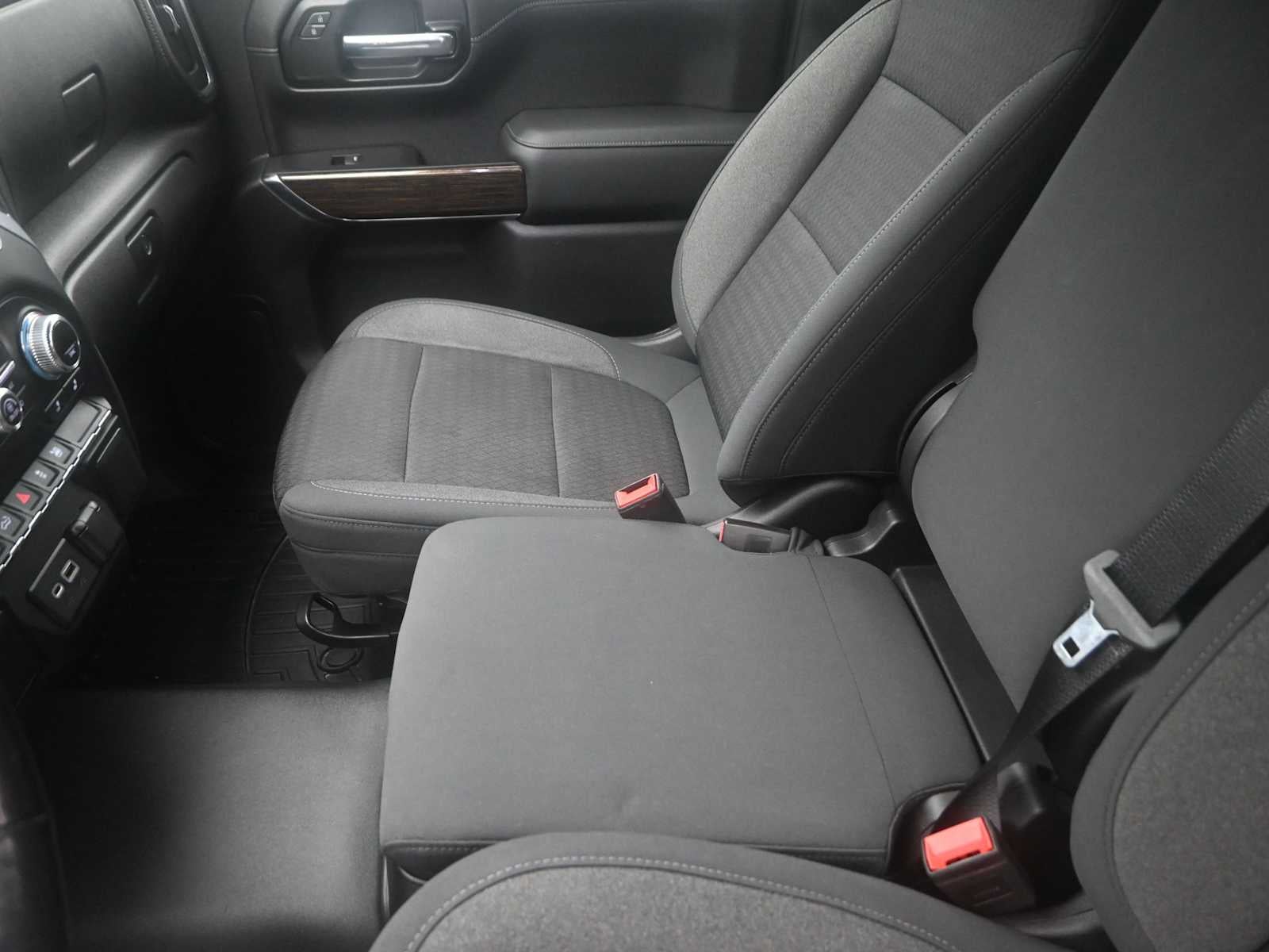 2020 GMC Sierra 1500 SLE