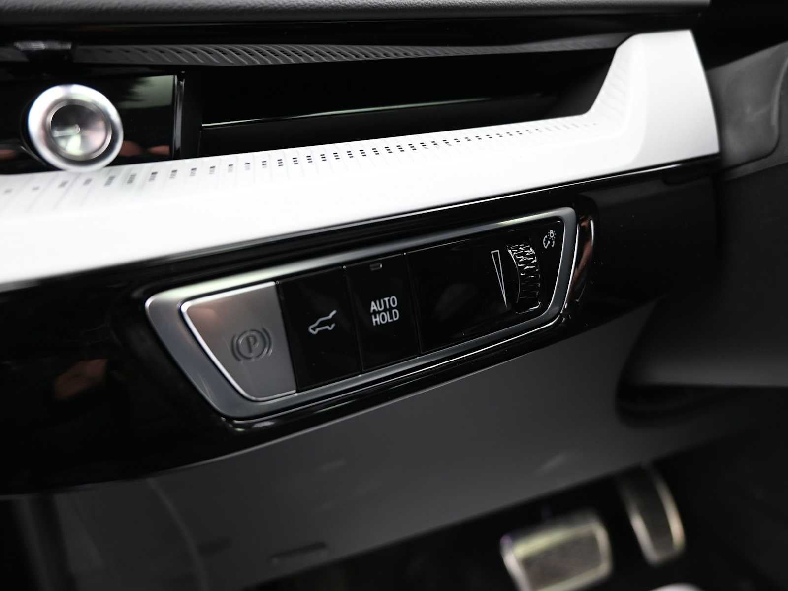 2025 Cadillac OPTIQ Sport 2