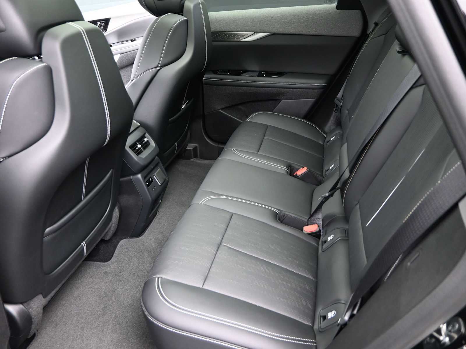 2025 Cadillac OPTIQ Sport 2