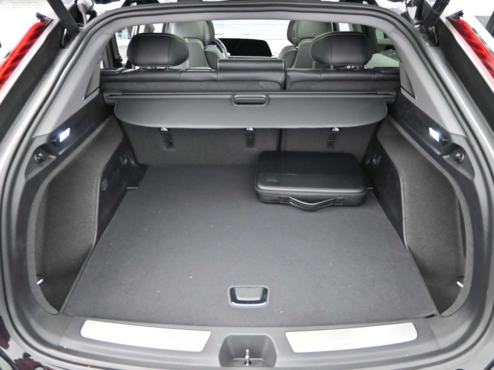 2025 Cadillac OPTIQ Sport 2