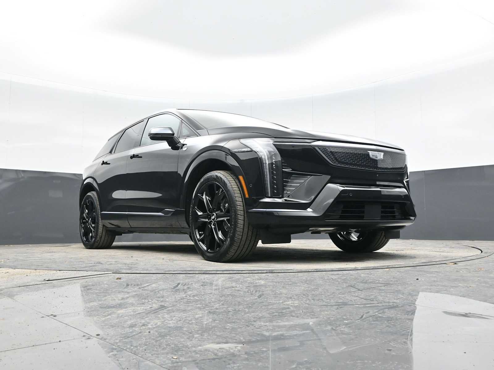 2025 Cadillac OPTIQ Sport 2