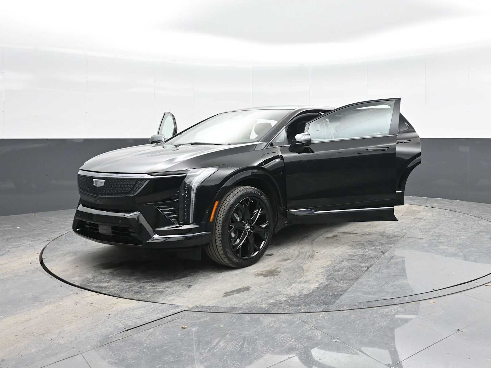 2025 Cadillac OPTIQ Sport 2