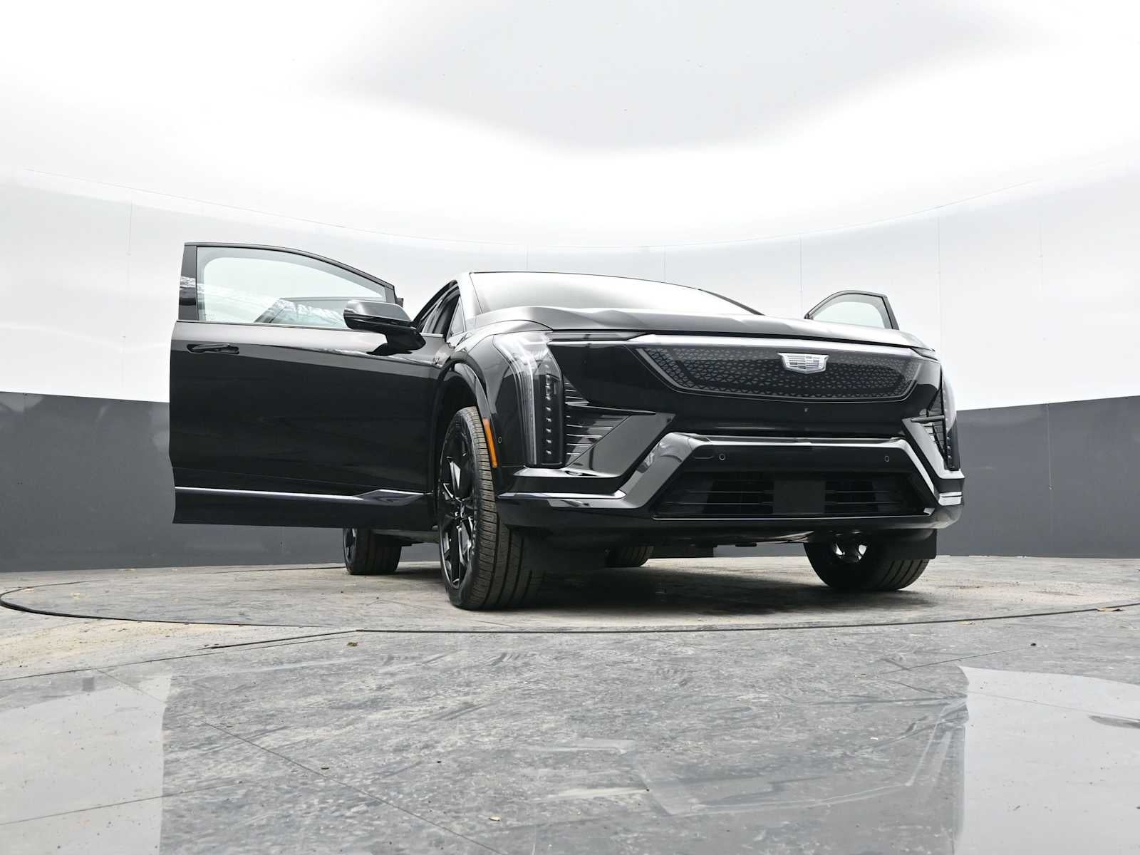 2025 Cadillac OPTIQ Sport 2