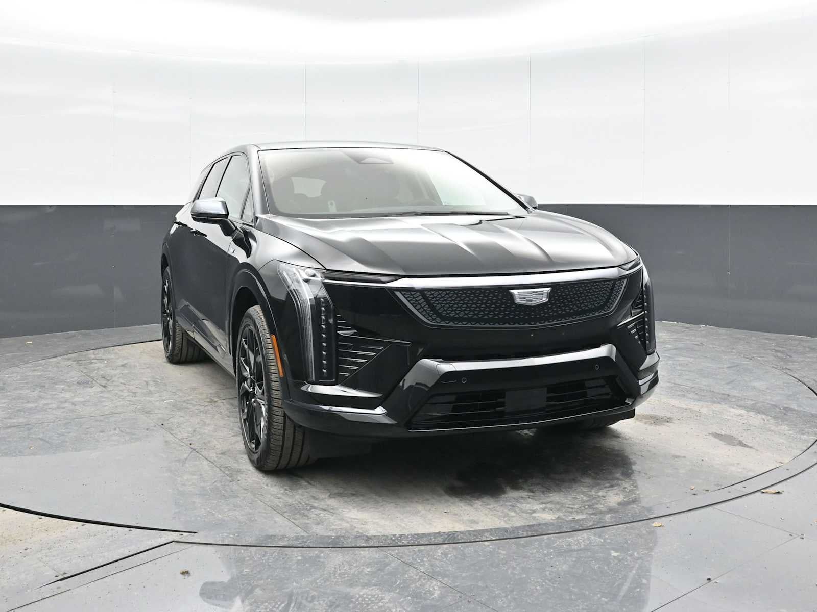 2025 Cadillac OPTIQ Sport 2